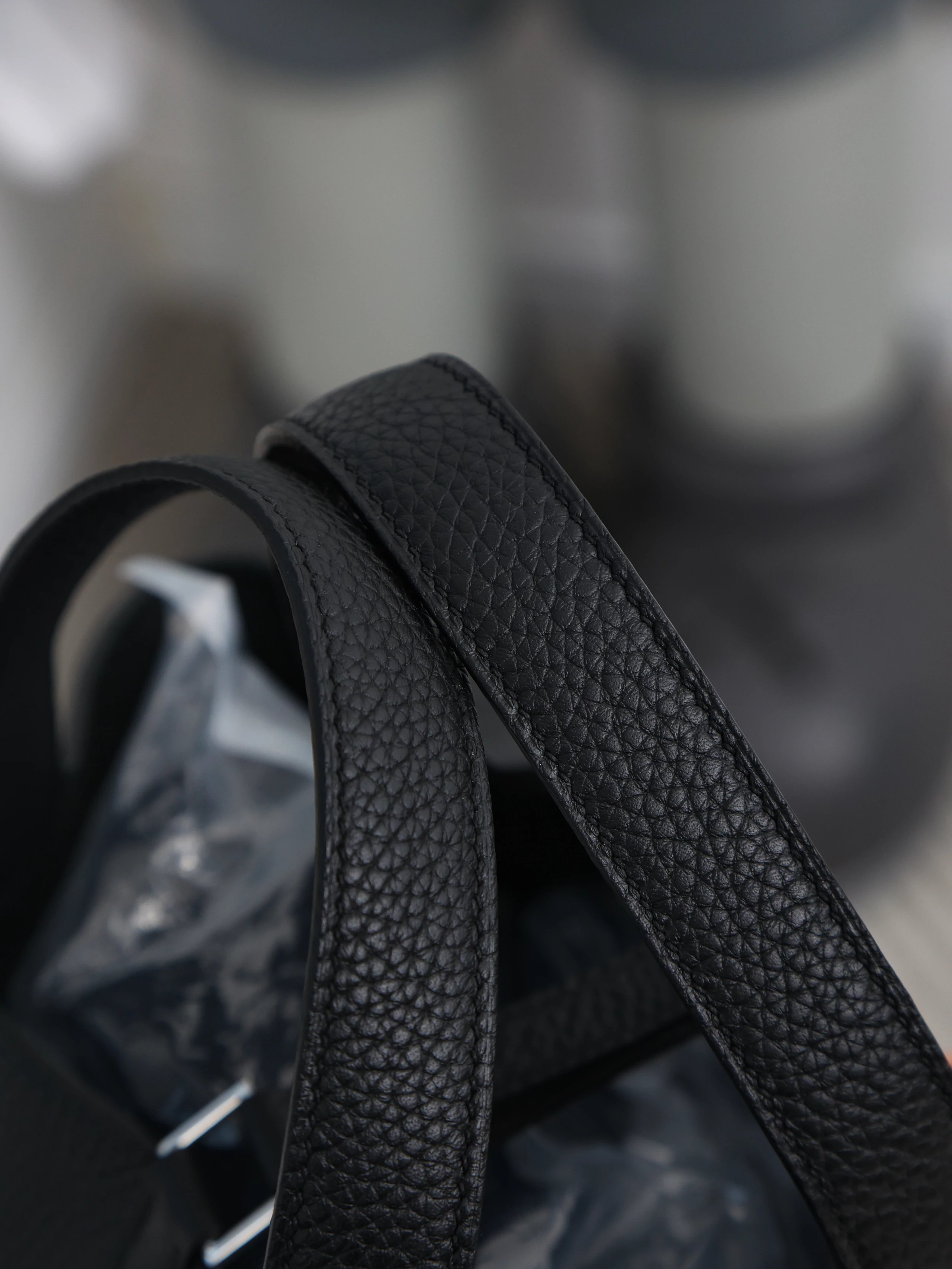 Item ID 8487 HERME3-Majia-Picoting-Lock-18- Gold Buckle - Calf Leather - Vegetable