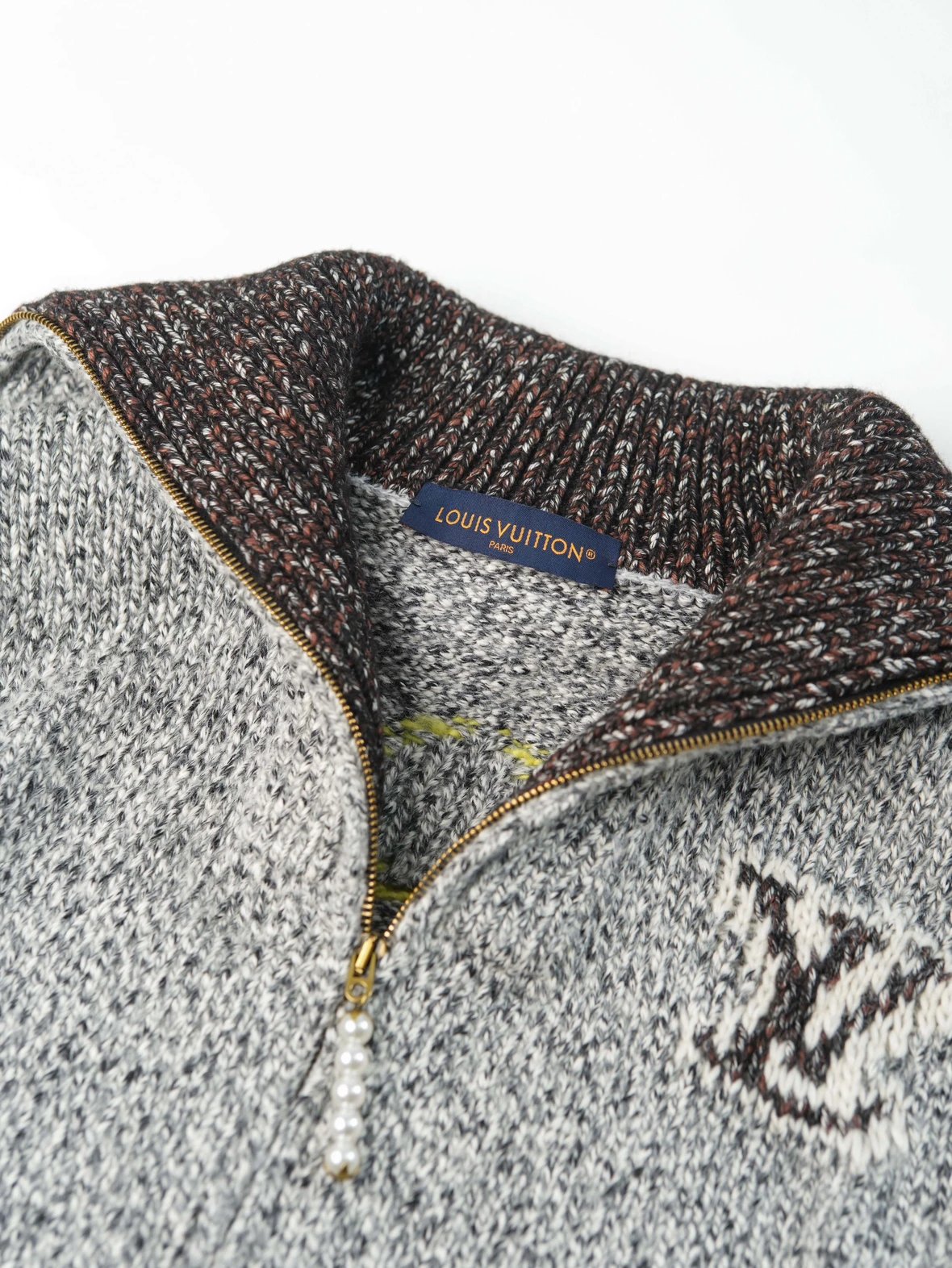 Item ID 8047 Nigo collaboration FW25 autumn_winter collection _30% wool ➕ 70% Cotto