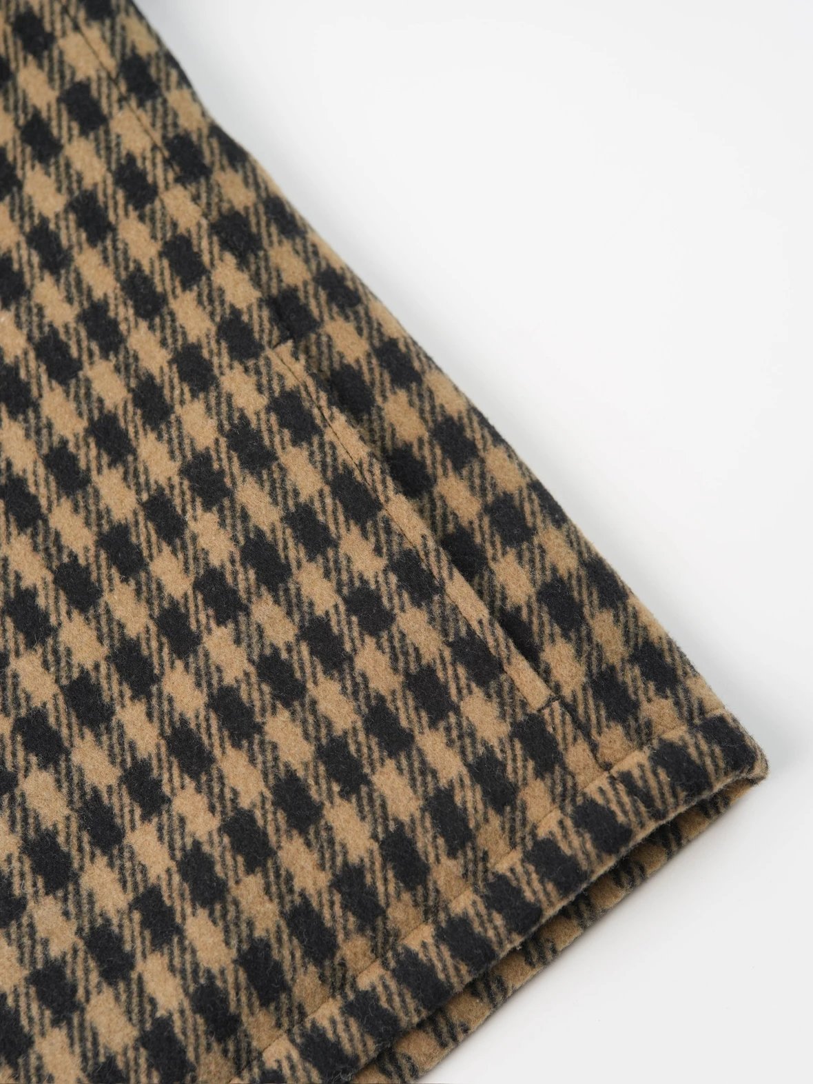 Item ID 8109 CL Celine -SS25-“90% wool blend ”“100% Plaid counterpoint ” Plaid sing