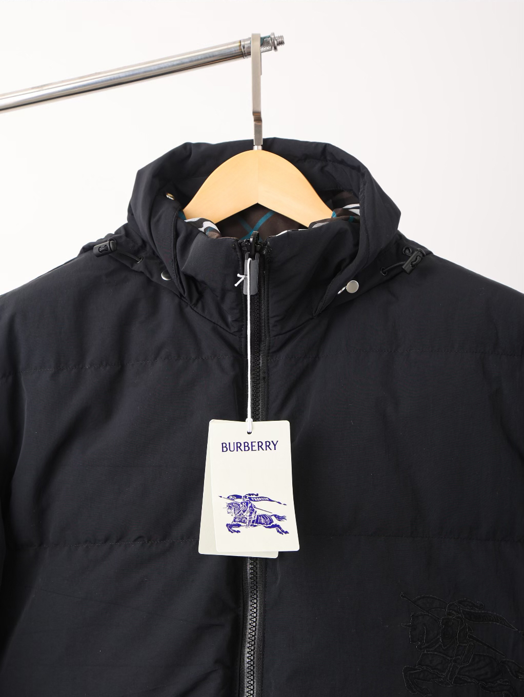 Item ID 8107 Burberr%-BBR-2024ss- Twill series - Reversible down jacket - Double-si