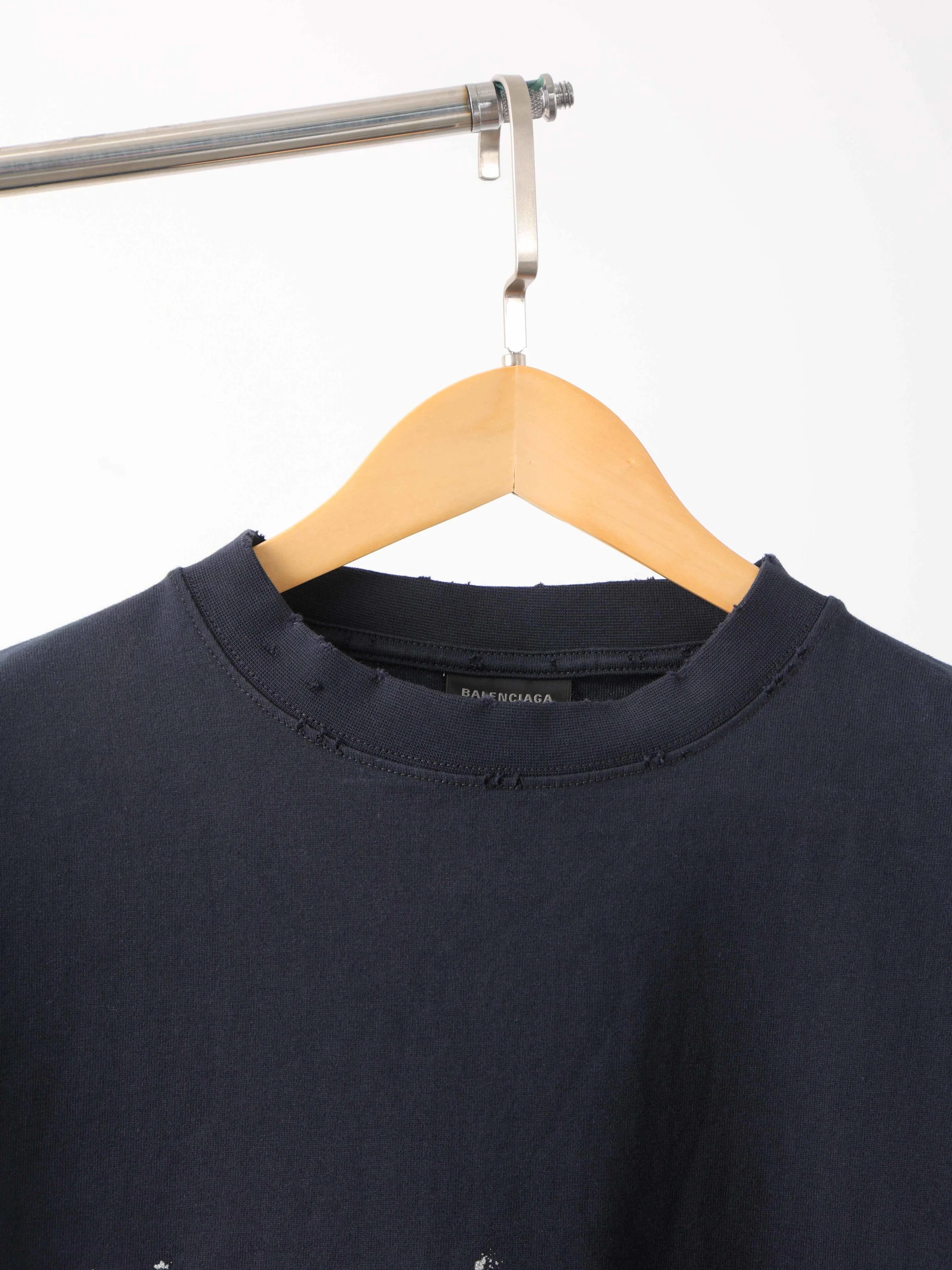 Item ID 8279 Balenc1aga - Paris-2025s - Sparkling Ink Graffiti Letter Printed Short