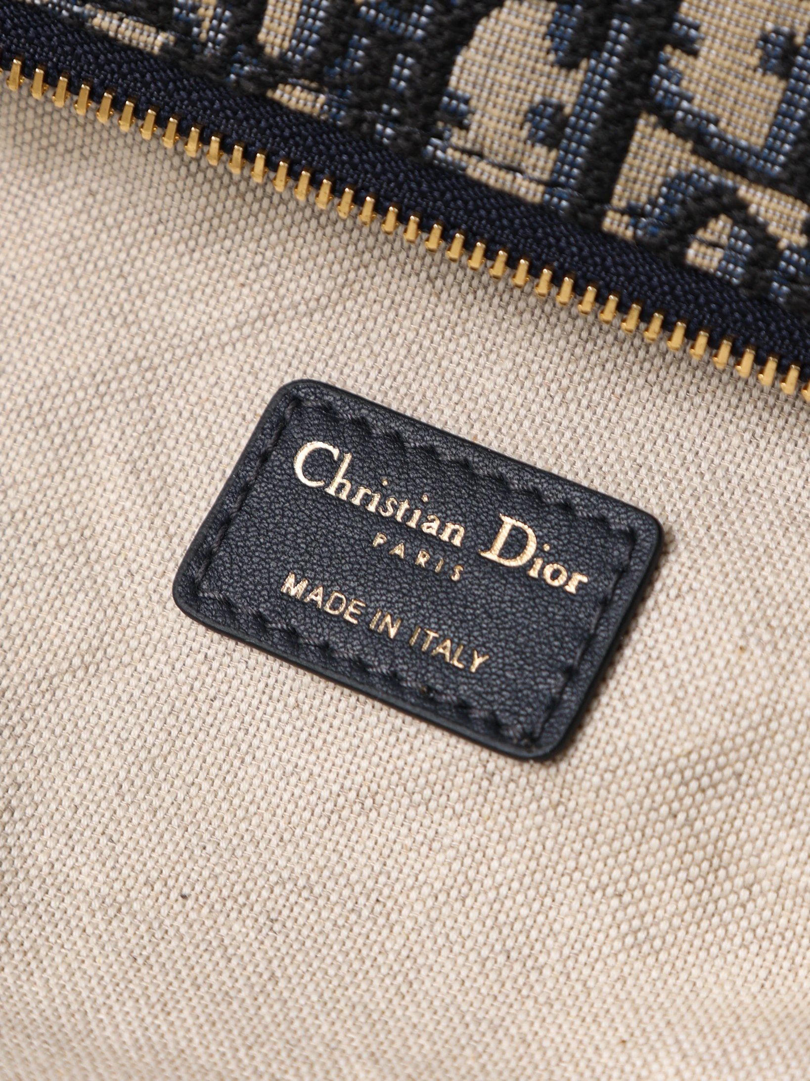 Item ID 8465 D10r-D Home -2024Ss-Oblique Vintage Collection - travel mod - lunch bo