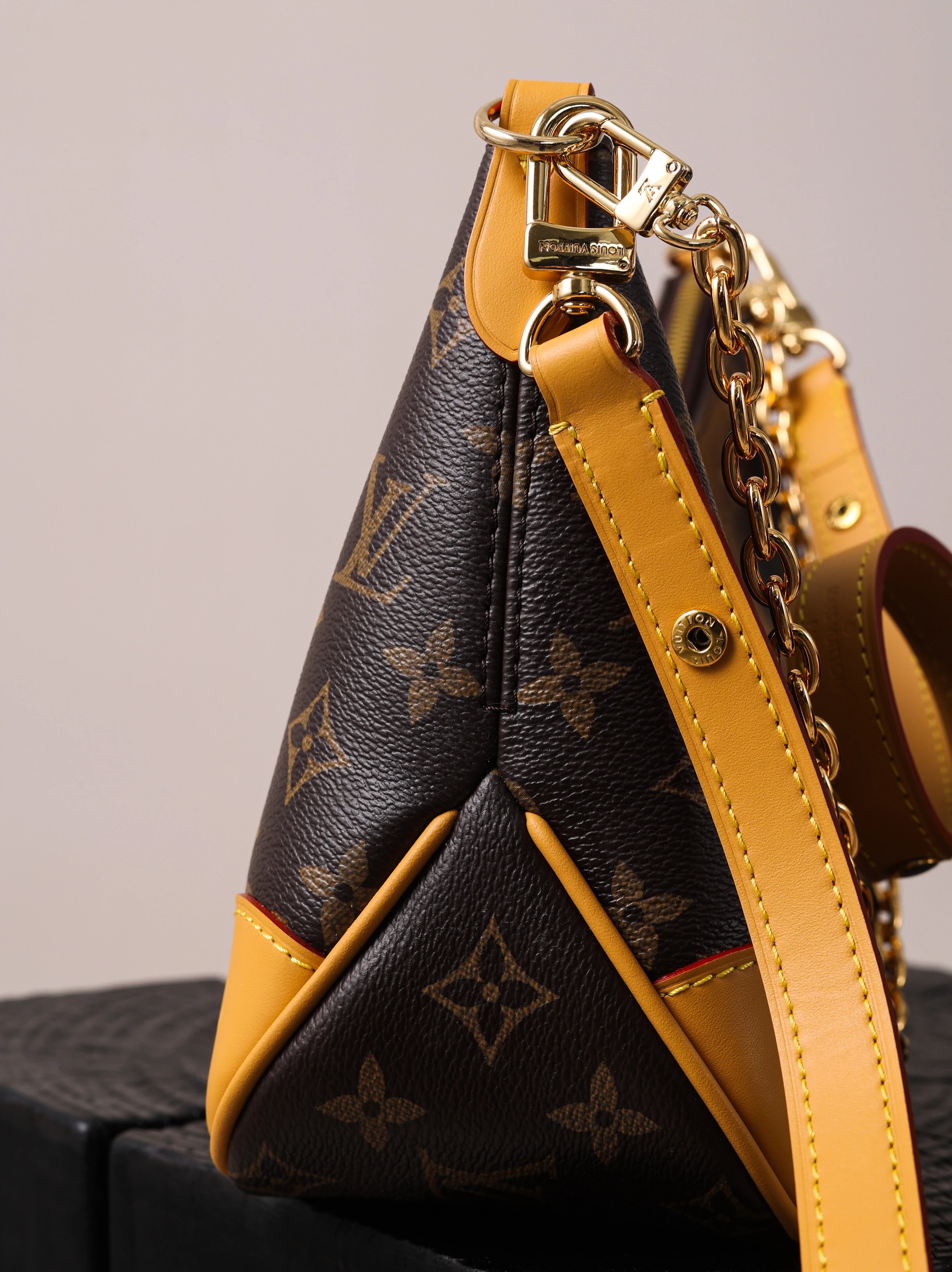 Item ID 8484 Haute Couture -2021ss - Classic Old Flower Series - Bull Horn Shoulder