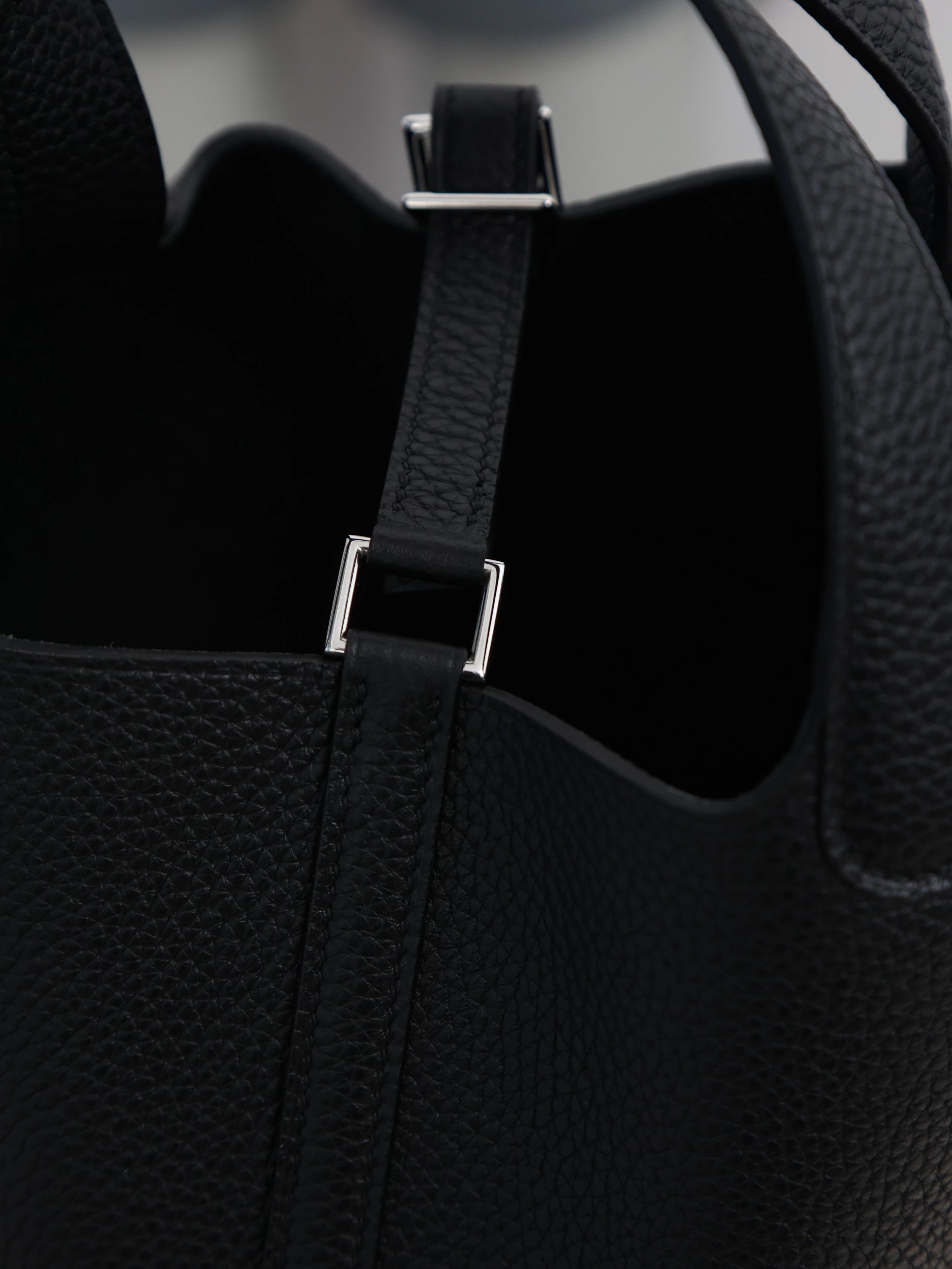 Item ID 8487 HERME3-Majia-Picoting-Lock-18- Gold Buckle - Calf Leather - Vegetable