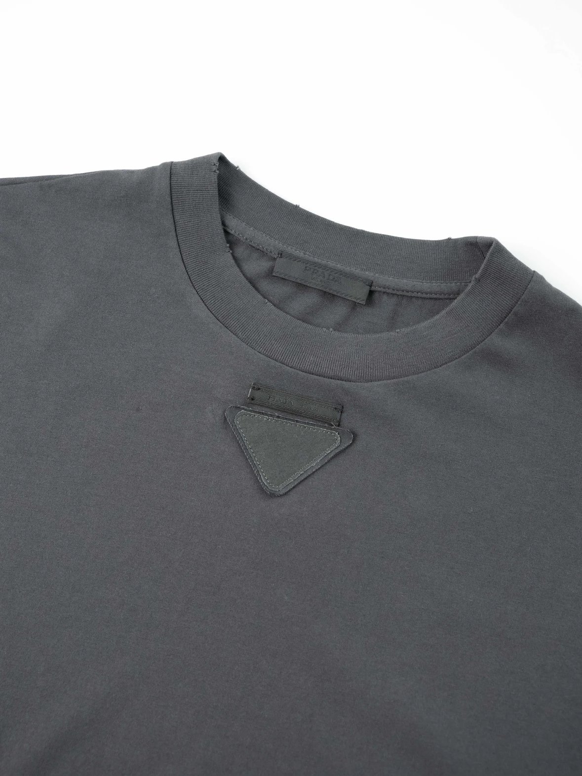 Item ID 8189 PRD Round neck long sleeves cotton “ Exclusive dyed fabrics ” triangle