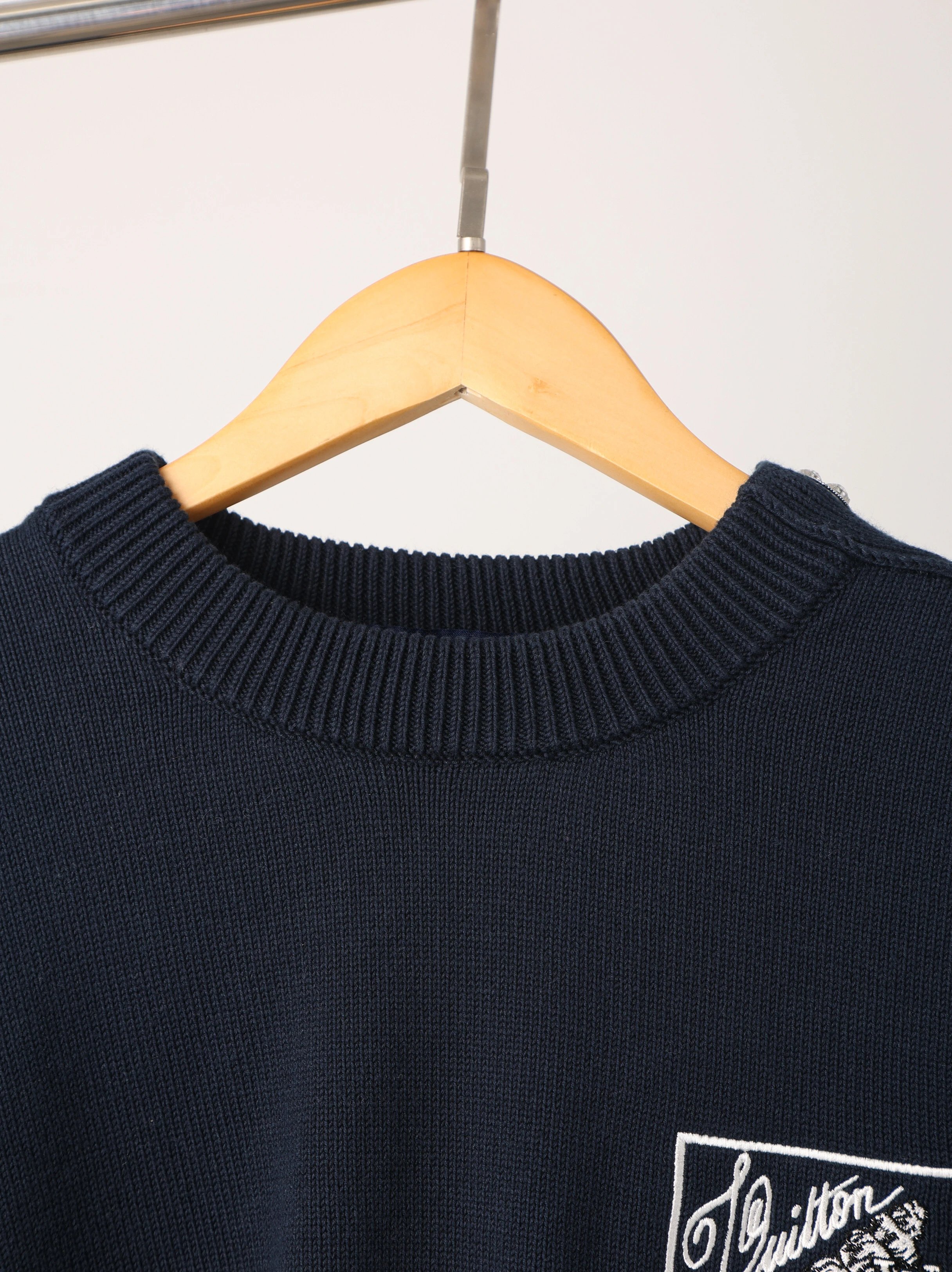 Item ID 8246 Advanced customization - Same style as Wang Jiaer - Navy conch embroid