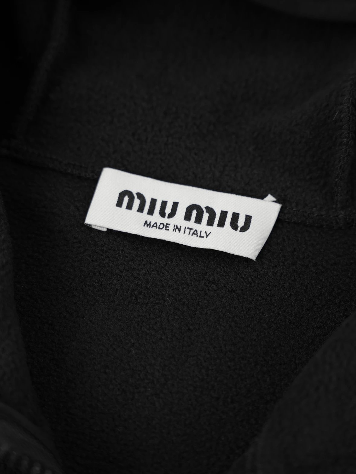 Item ID 8043 Miu Miu FW25 Chinese Valentine's Day cotton logo hooded fleece zipper
