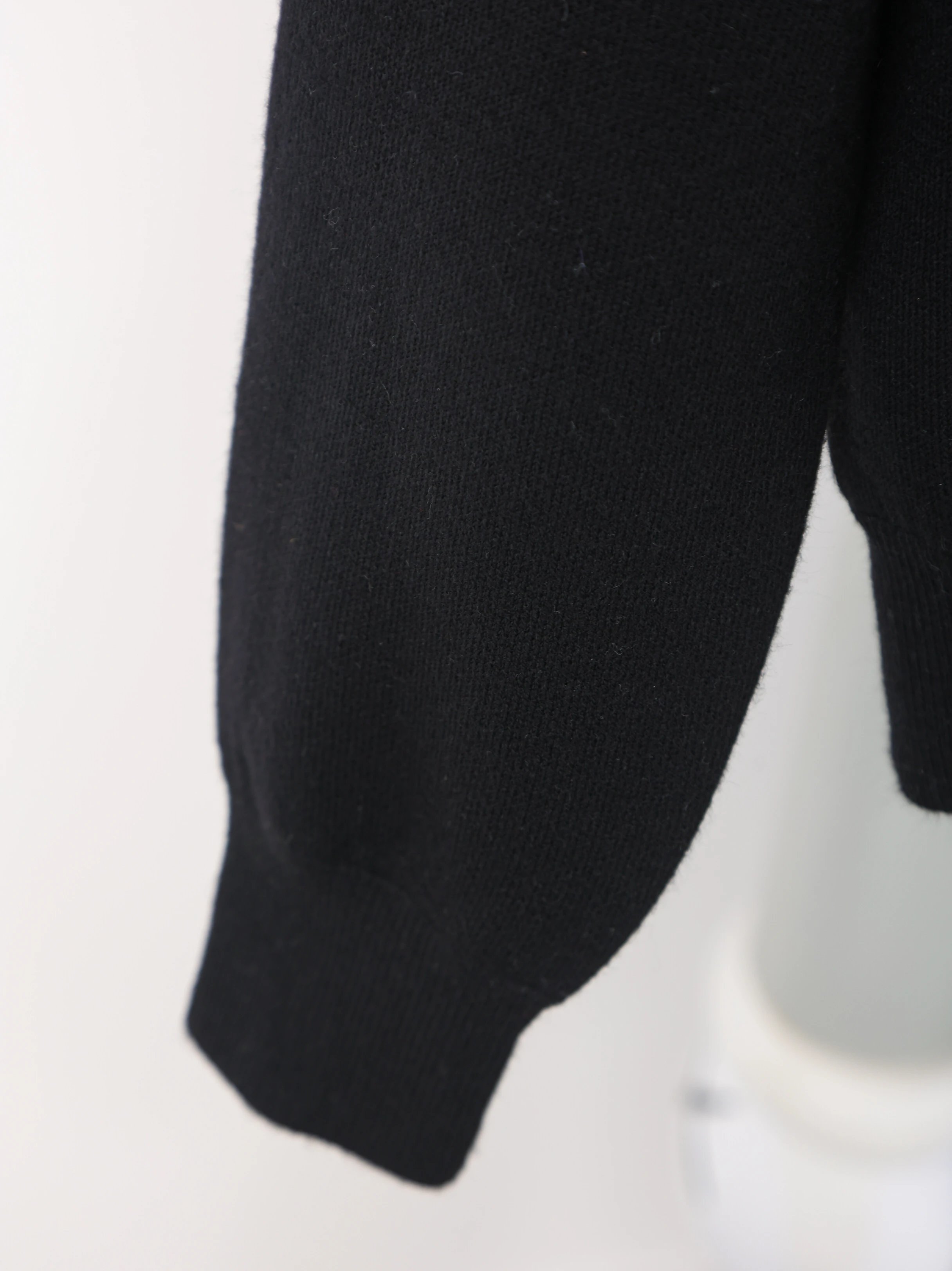 Item ID 8257 D10R-D Home -2024ss- letter logo- mohair knitted sweater - air laminat