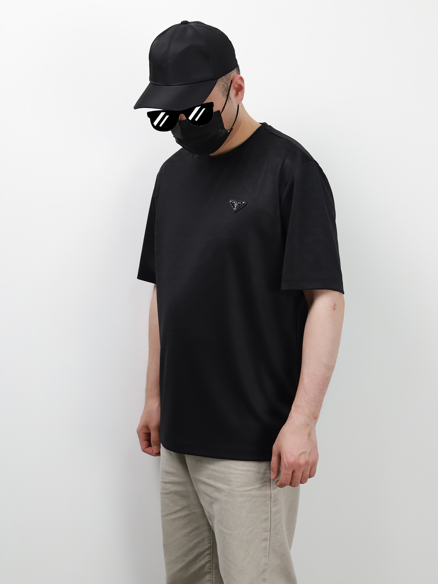 【KF badge】 pra triangle dark pattern tee
