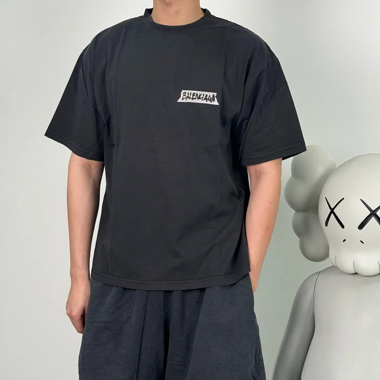 Item ID 9051 BLCG Pattern Paper Series Short Sleeve Retro distressed Round Neck T-shirt Regular Version