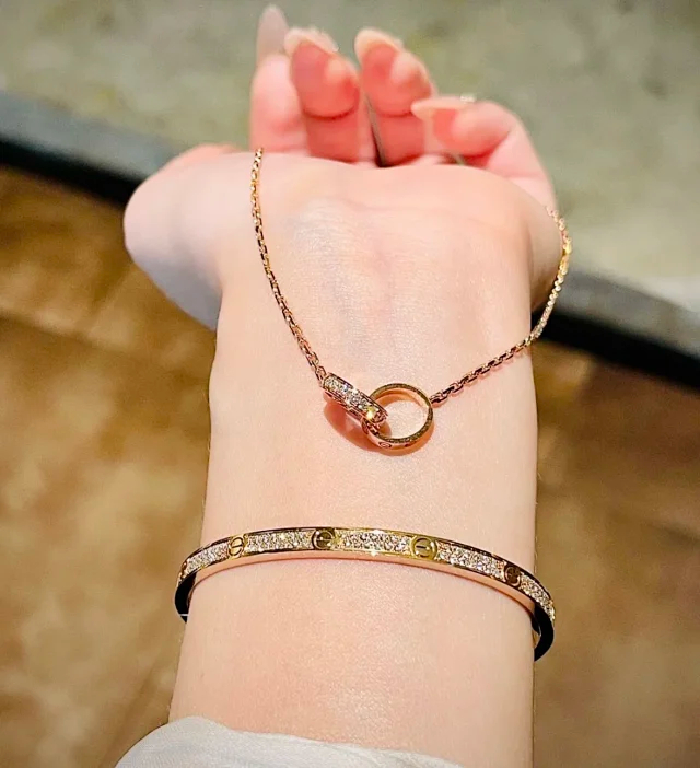 Item ID 9056 CARTNER 520 Series LOVE Classic Screw Half Lay Diamond Plated 18k Gold Gold Necklace Couple's Rose Gold