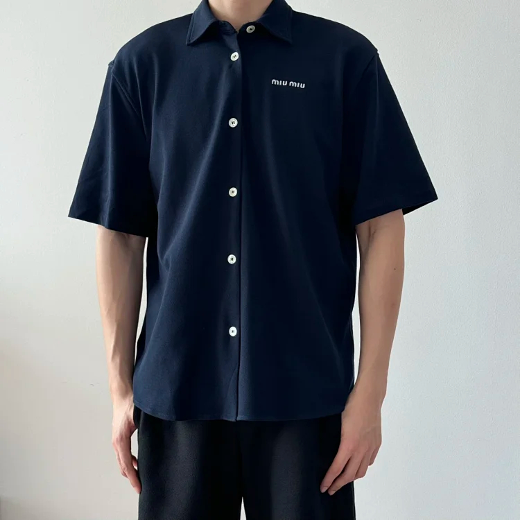 Item ID 9059 Miu cotton beaded embroidered logo button closure straight tube short sleeved shirt