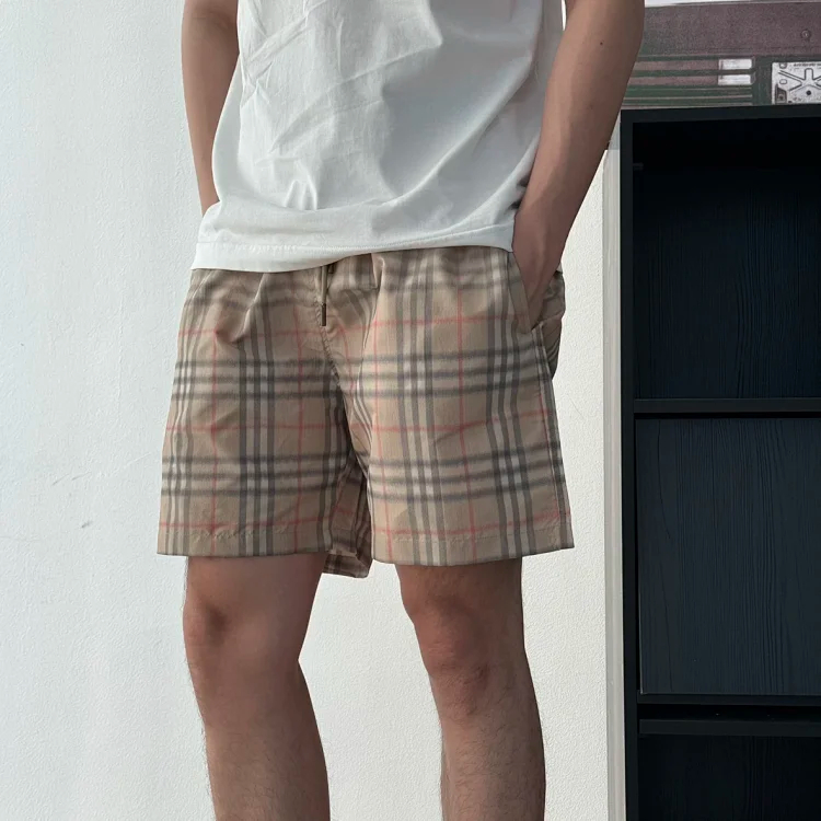 Item ID 9063 BBR Digital Color Spray Customized Gradient Grid Drawstring Swimming Shorts Casual Edition for Men and Women