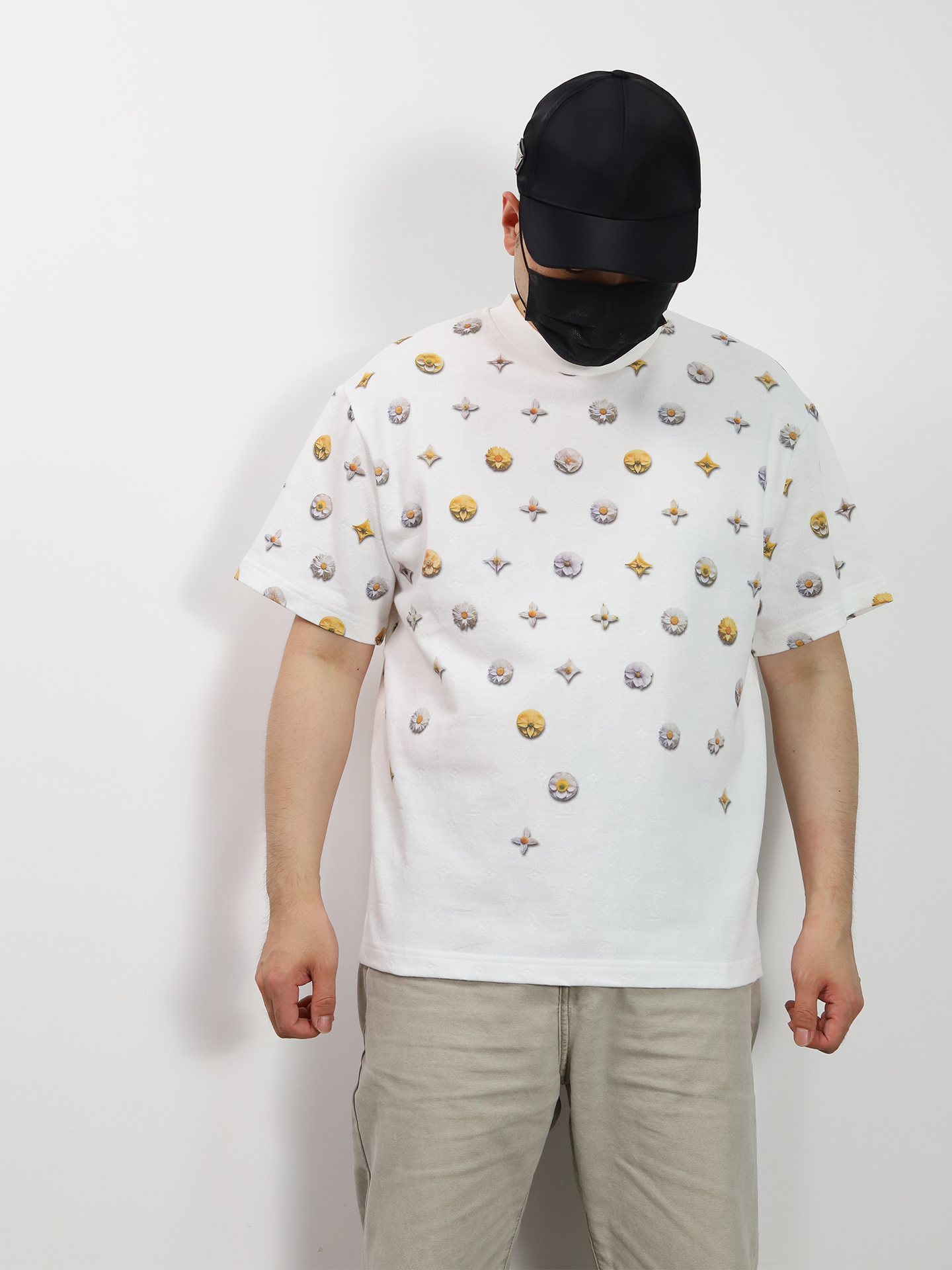 1V Daisy Monogram Jacquard tee