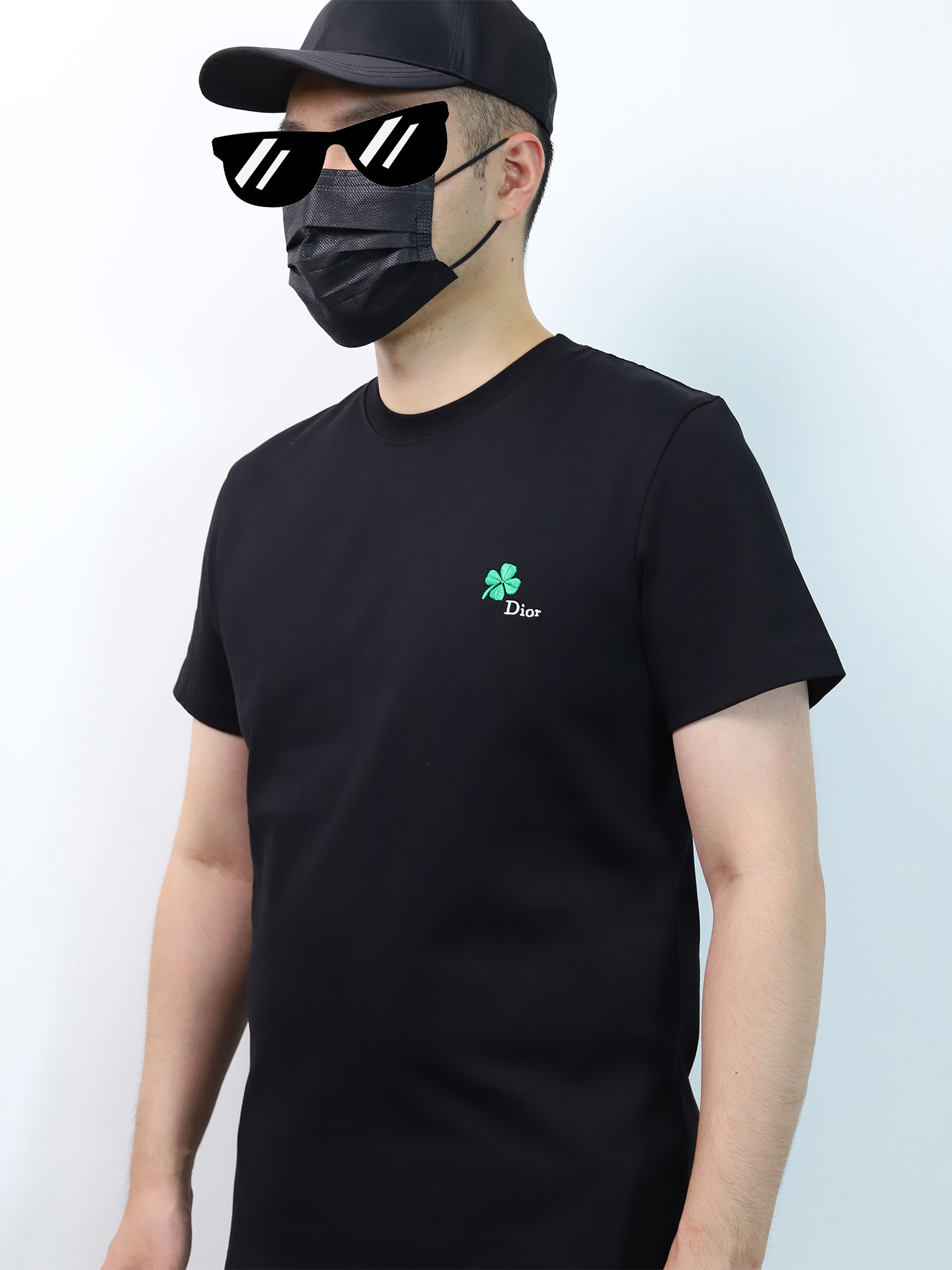 D1or lucky clover tee