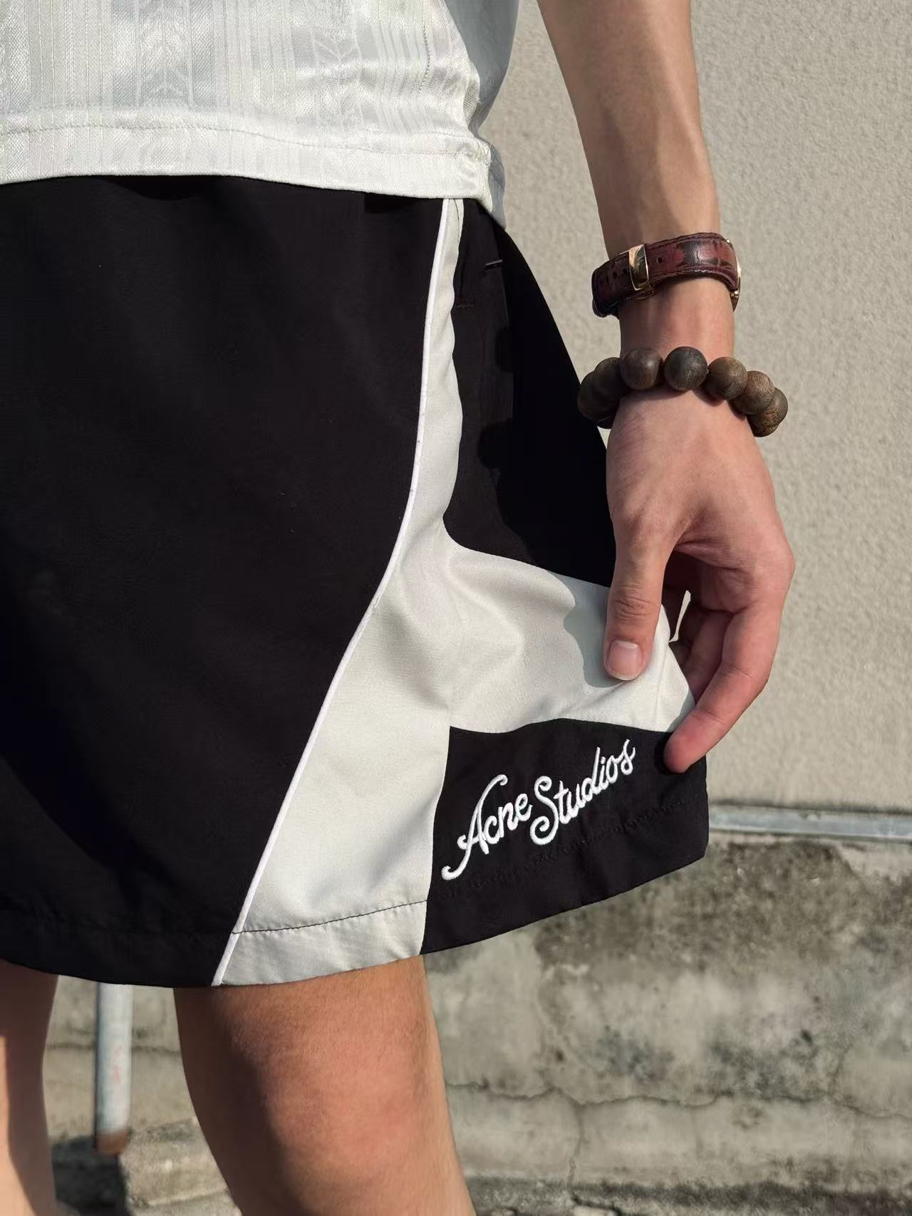 ACNE 3D Embroidered Splicing Shorts