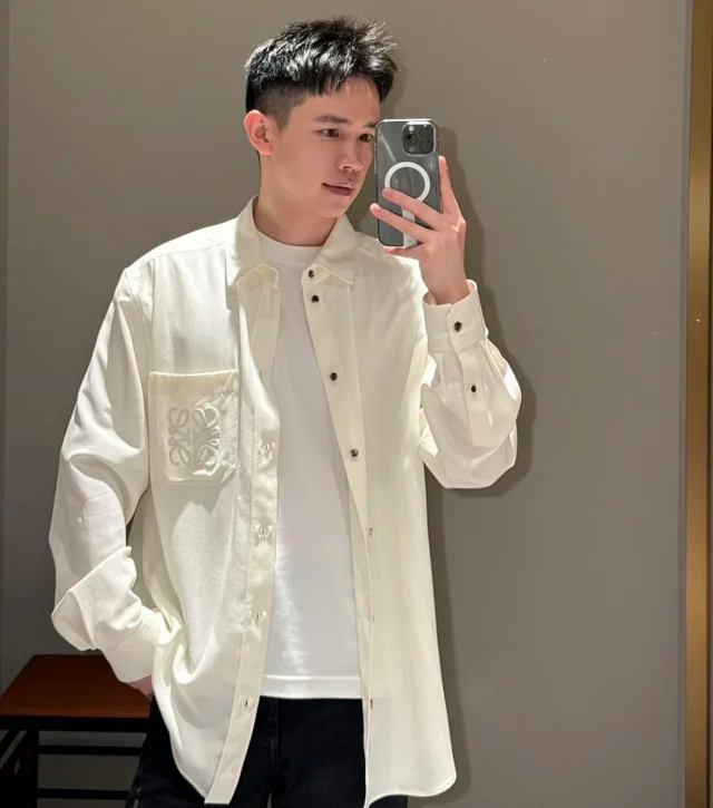Item ID 9104 LOE SS26 80_Lysell + 20_Polyester Unique wood pulp fiber texture, lapel, button chest pocket, logo embroidery, long-sleeved shirt, loose version, men's style