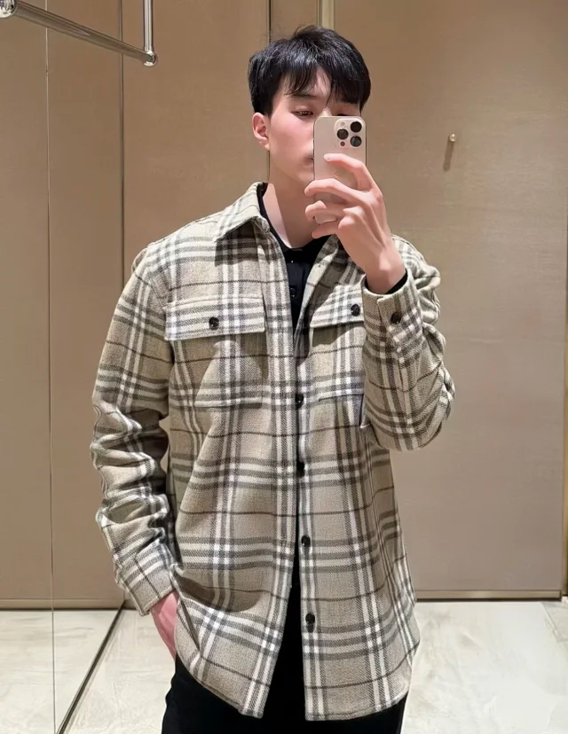 Item ID 9099 BBR Burberry checkered shirt, natural black ox horn, made of sheep wool, loose-fitting pointed-collar long-sleeved shirt jacket