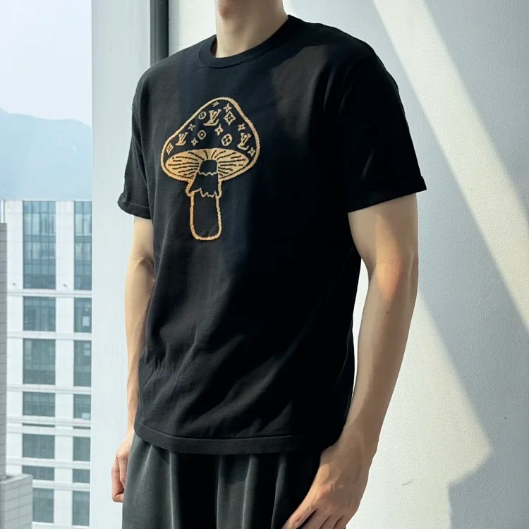 Item ID 9023 1V Early Spring Men's Series Mushroom Inlaid Flower Round Neck Short Sleeve T-shirt