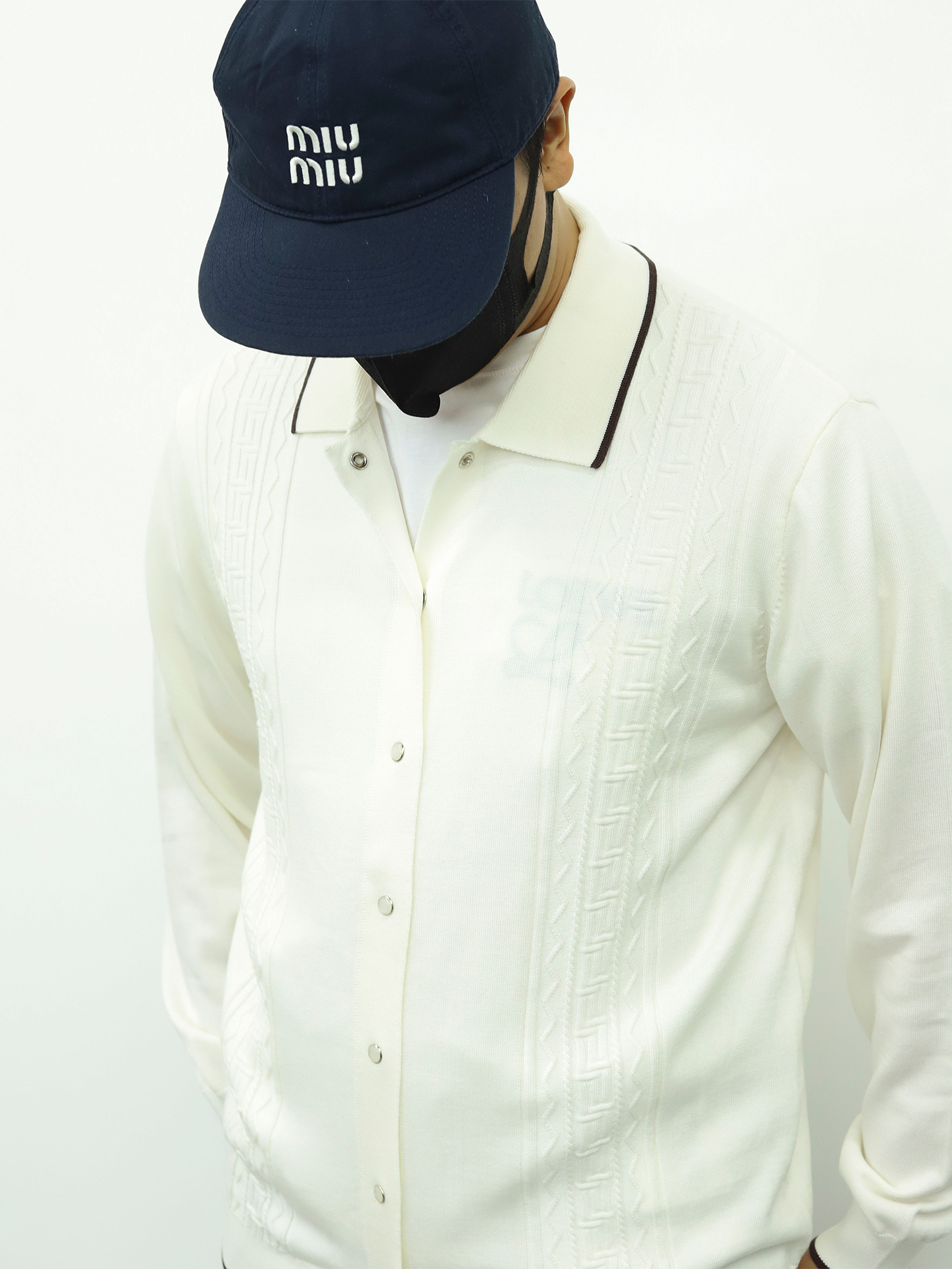 BC纽扣开衫几何纹路毛衫 咖色