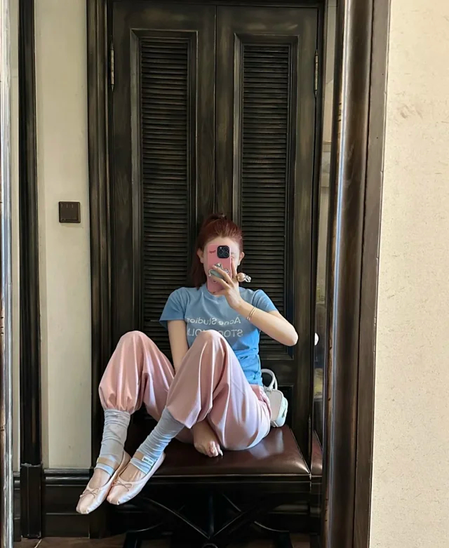 Item ID 9075 Acne Lazy Style 1996 Series Classic Logo Printed Short Slimming T-shirt Unisex