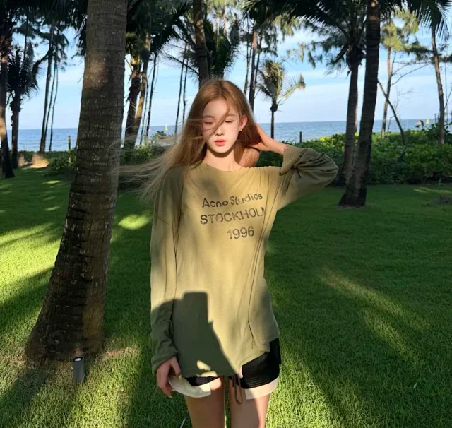 Item ID 9114 Acne 1996 Series Classic Chest Retro Logo Pattern Round Neck Long Sleeve T-shirt