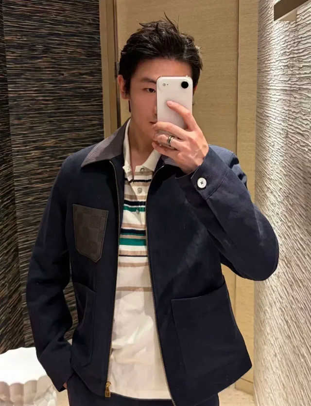 Item ID 9112 1V High-end custom FW26 amier checkered leather pocket workwear jacket, linen long-sleeved zipper leather logo patch pocket workwear jacket outerwear