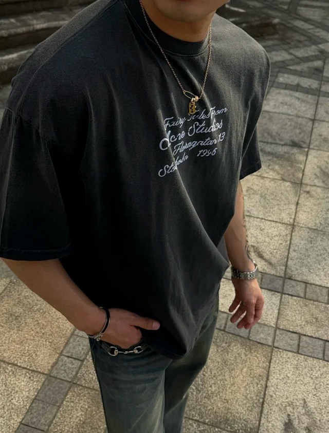 Item ID 9032 Acne 1996 flocking logo printed round neck loose short sleeved T-shirt in blackbeige