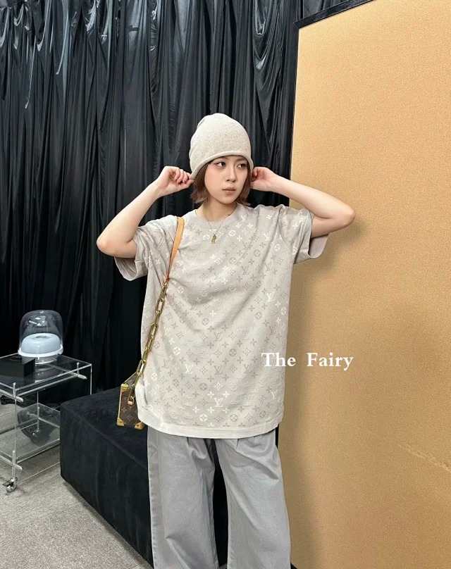 Item ID 9034 1V Early Spring Men's Series Full Print Old Flowers MONOGRAM Round Neck Shirt Jacquard Pattern Short Sleeve