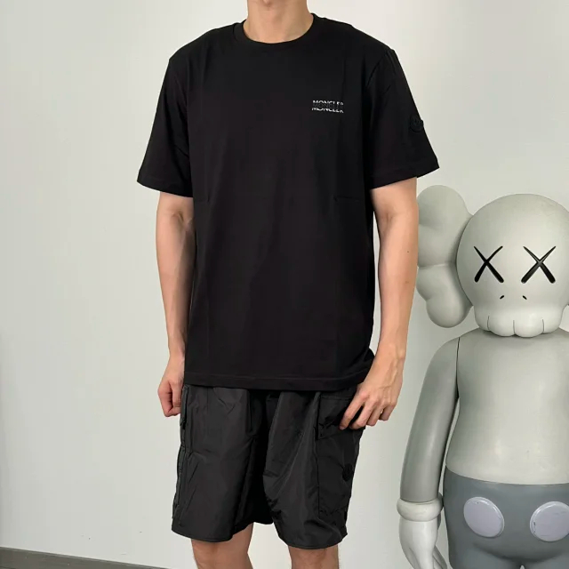 Item ID 9048 Mon Customized Logo Imported Hot Stamping Material Cotton Jensen Logo Knitted Round Neck Short Sleeve