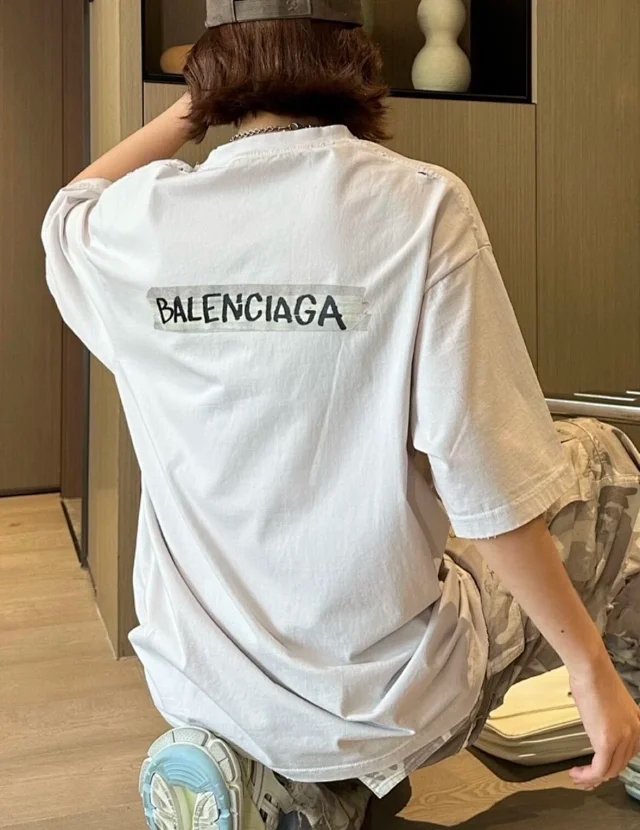Item ID 9051 BLCG Pattern Paper Series Short Sleeve Retro distressed Round Neck T-shirt Regular Version