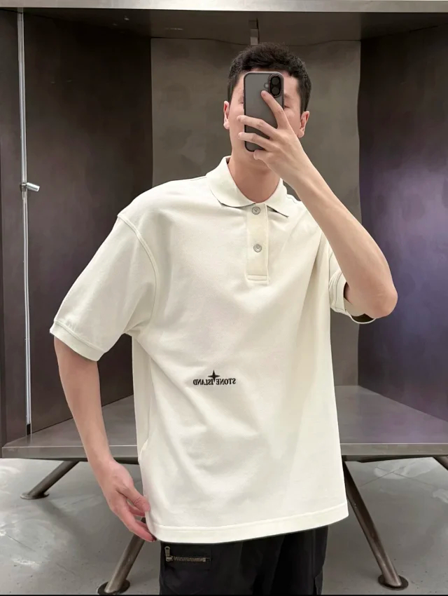 Item ID 9065 SI Customized Vermilion Cloth FLOOFIT Old Money Style LOGO Button Short Sleeve Polo Shirt