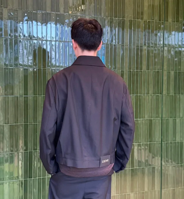 Item ID 9103 LOE FW25 runway collection full set of hardware mold opening custom brand leather label, wool silk belt, lapel, pure color zipper opening jacket