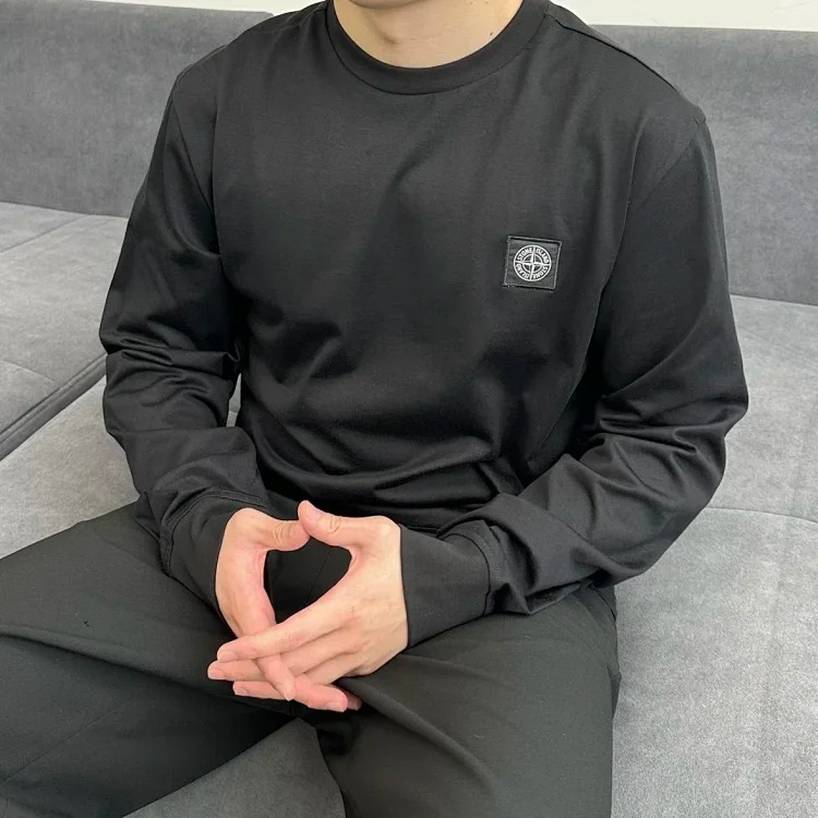 SI Logo round neck knitted long sleeved shirt