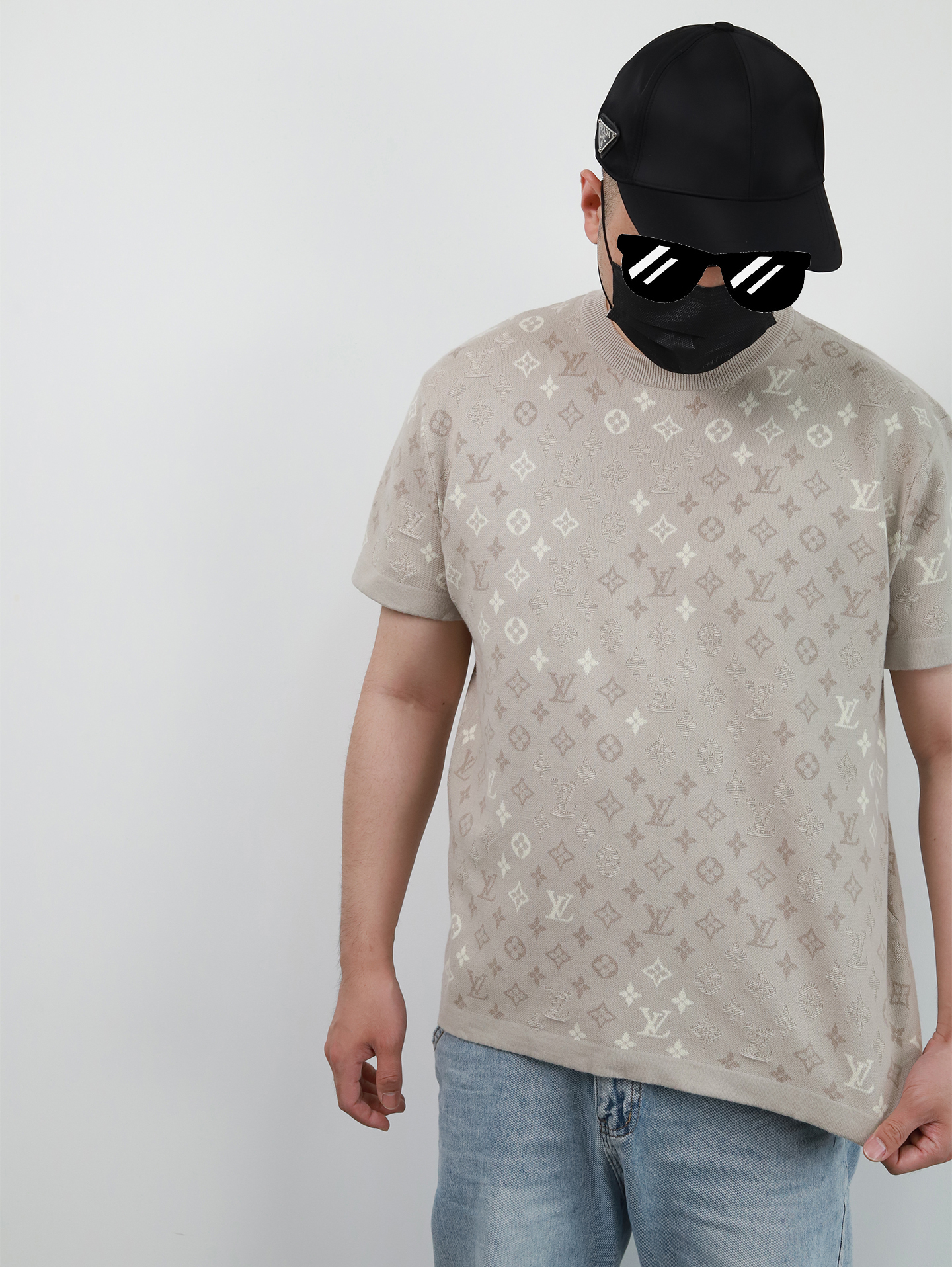 1V Monogram gradient knitting tee