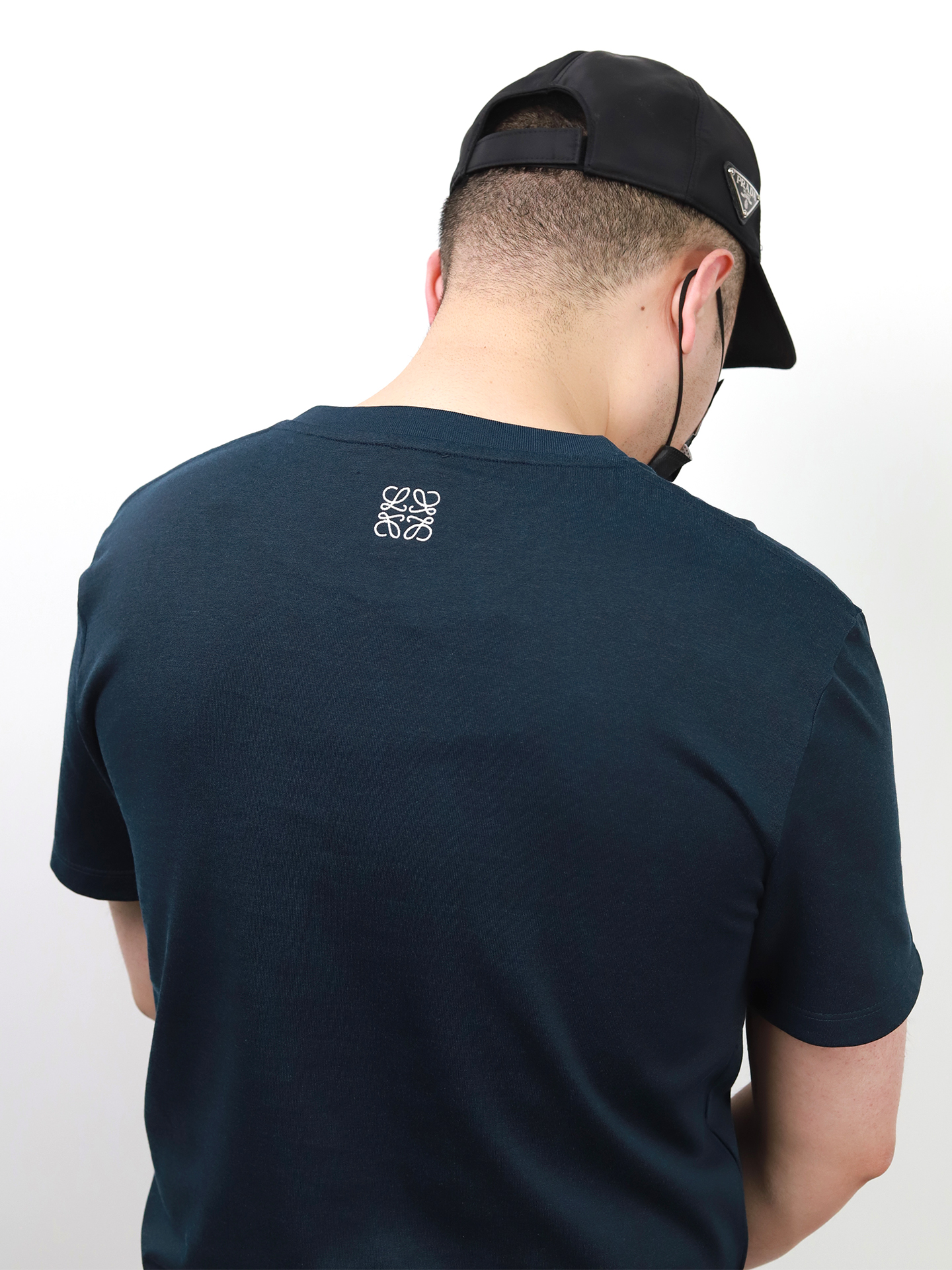 LOE hello tee