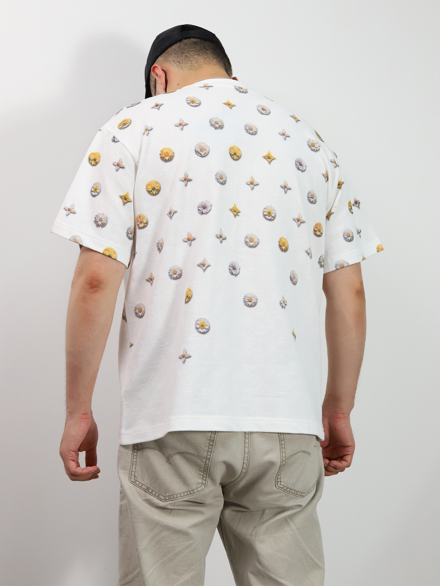 1V Daisy Monogram Jacquard tee