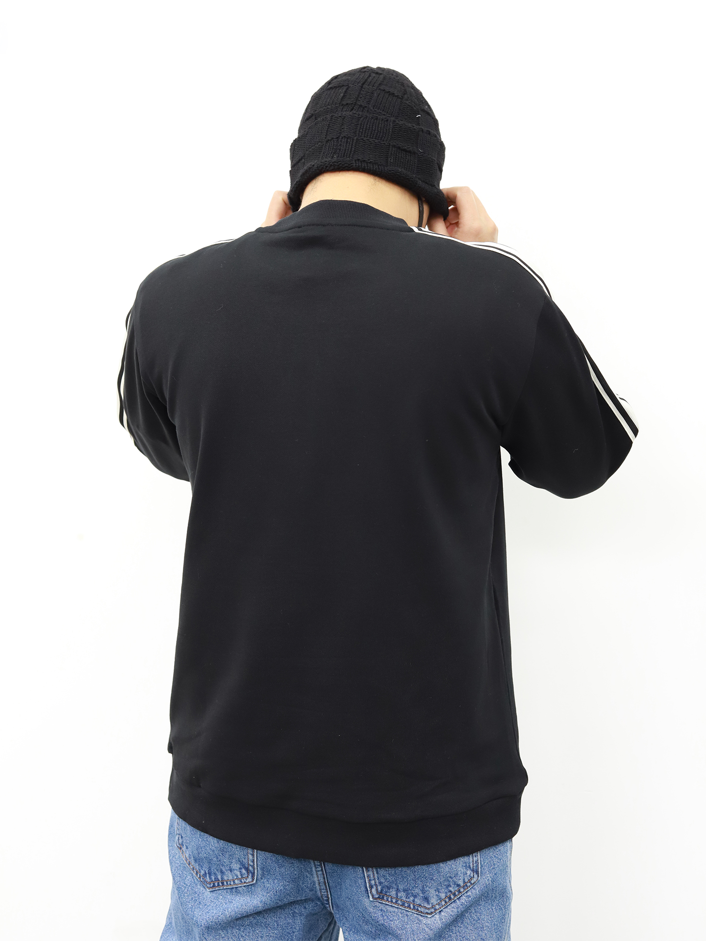 CE sleeve woven sweater