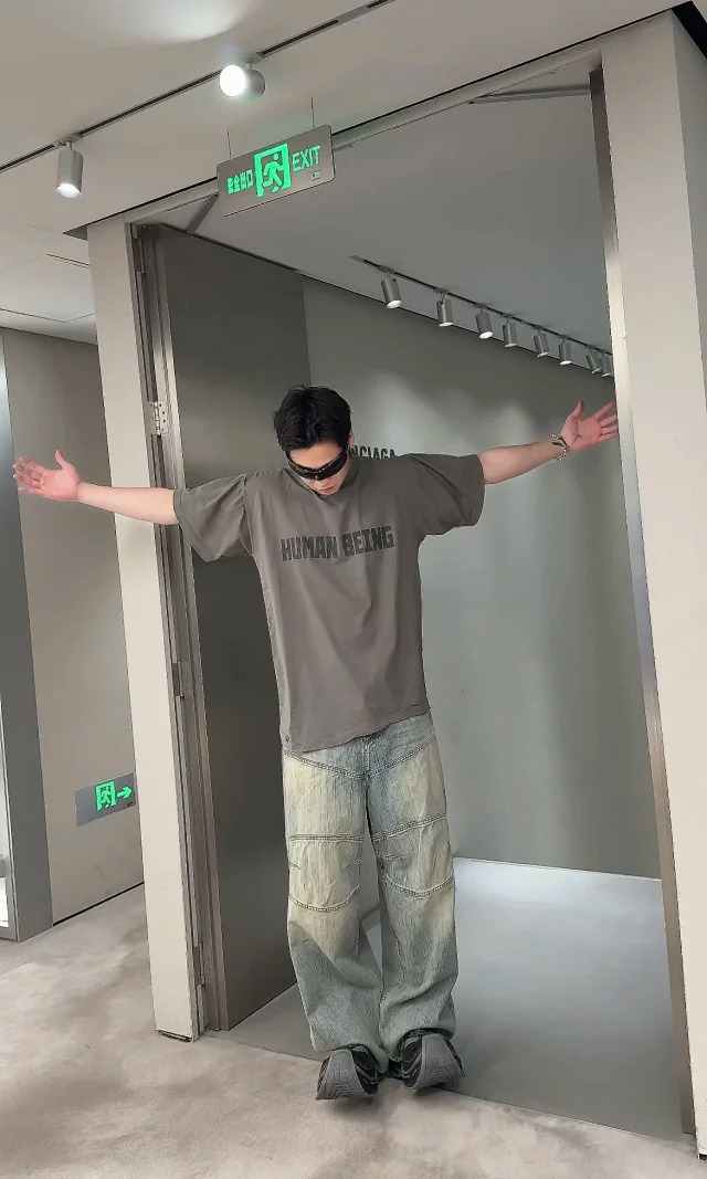 BLCG Letter printed round neck short sleeved shirt