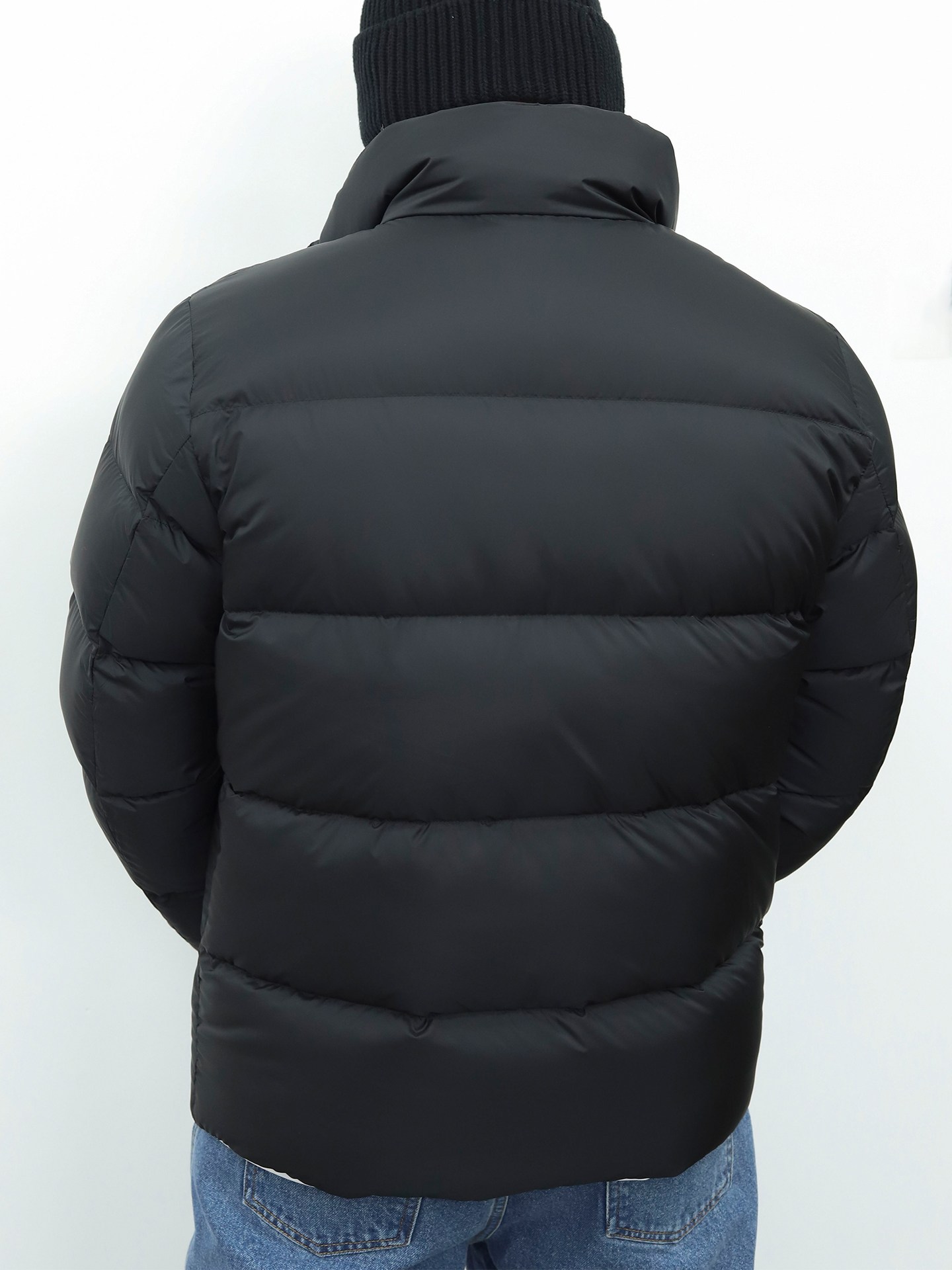 Moncler蒙口羽绒服 黑色