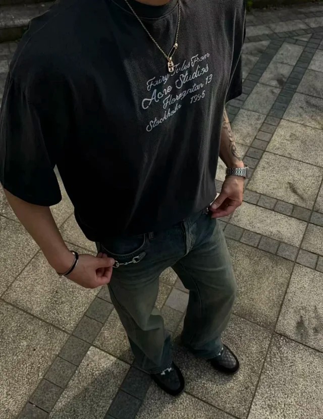 Item ID 9032 Acne 1996 flocking logo printed round neck loose short sleeved T-shirt in blackbeige