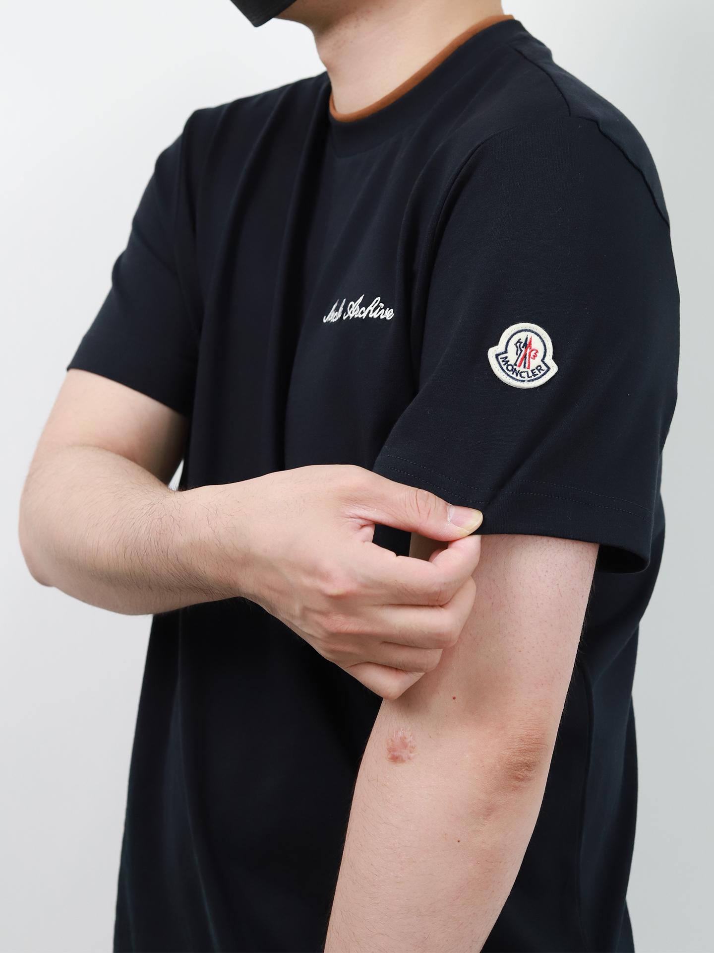 Mon double-layer neckline tee