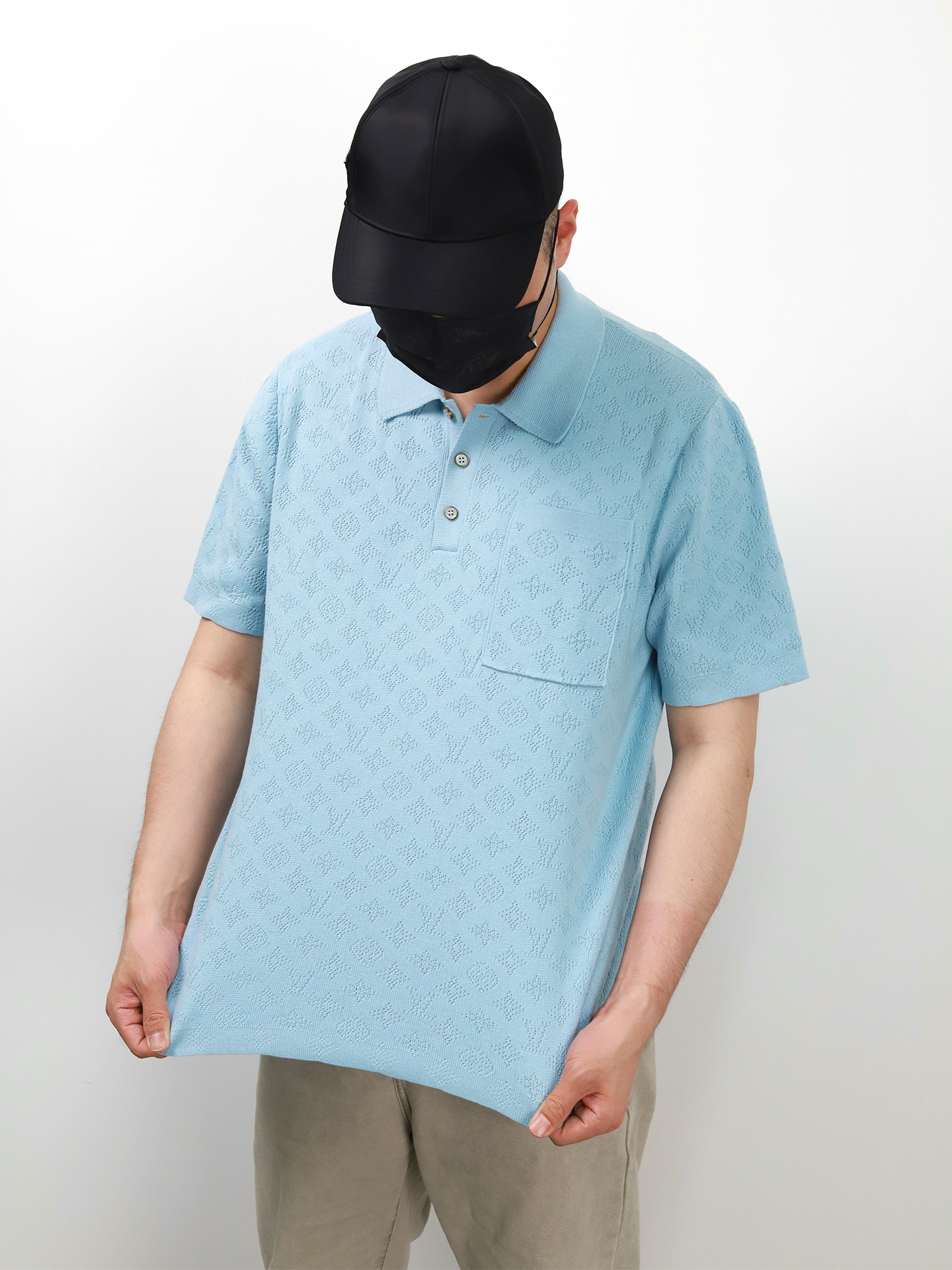 1V hollow-out pocket knitted polo
