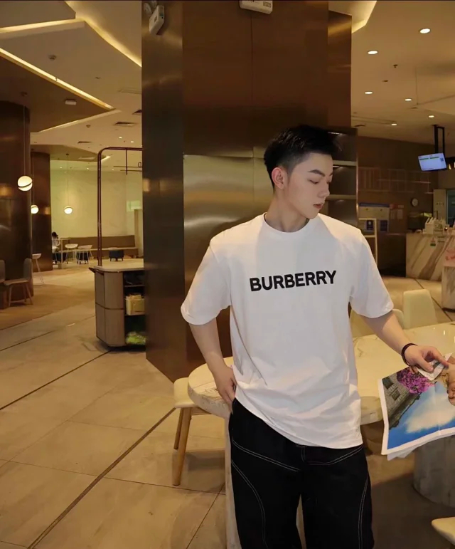 Item ID 9081 BBR special adhesive printing high volume coating round neck pullover logo slim fit T-shirt