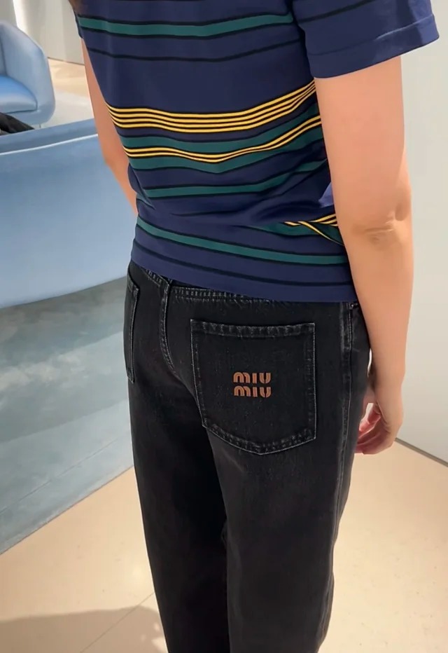 Item ID 9014 M1U solid color washed denim jeans with embroidered back pocket