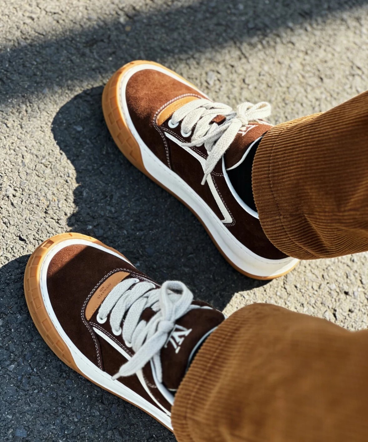 Item ID 9036 1V High end custom Tilted suede calf leather round toe lace up biscuit shoes low top board shoes