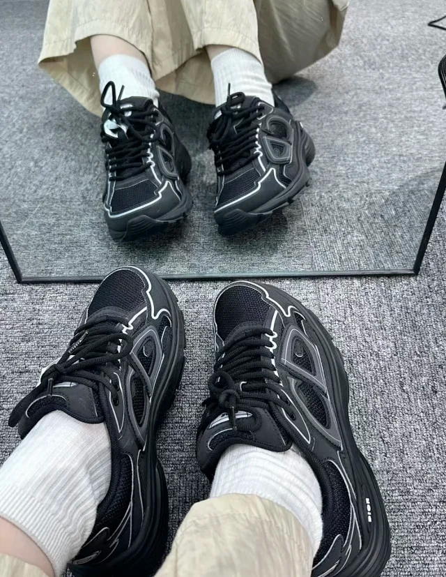 Item ID 9078 D1OR B30 CD logo shoes, simple lace up running shoes, low cut lifestyle casual shoes
