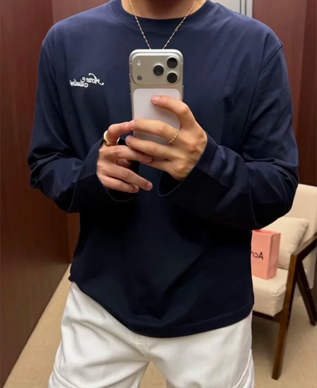 Item ID 9096 AcneS ultra-fine yarn 60-thread count double-ply combed cotton plain weave fabric  S26 embroidered logo long-sleeved T-shirt