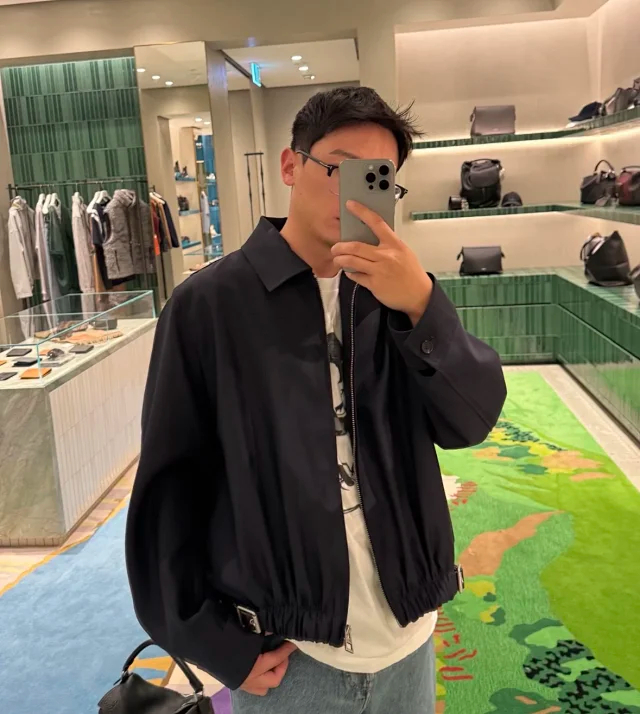 Item ID 9103 LOE FW25 runway collection full set of hardware mold opening custom brand leather label, wool silk belt, lapel, pure color zipper opening jacket