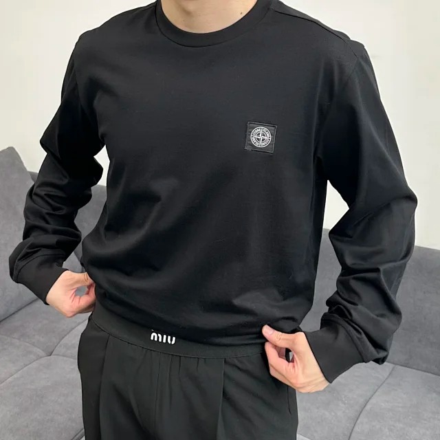 SI Logo round neck knitted long sleeved shirt